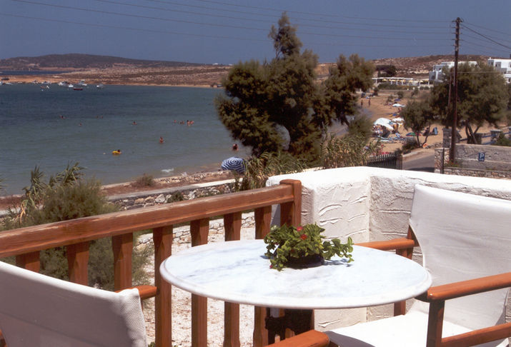 Roussos Beach Hotel Naousa  Habitación foto