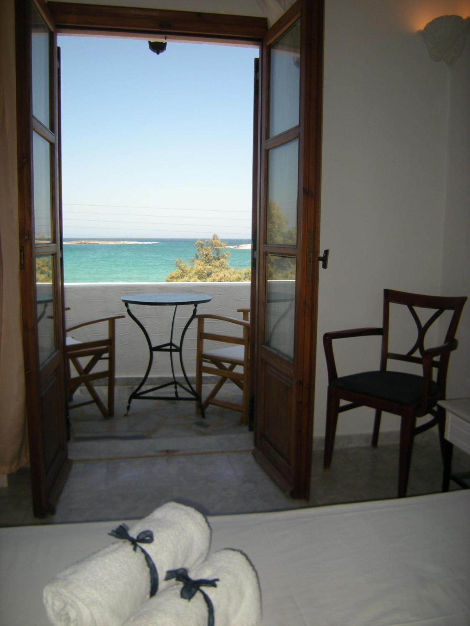 Roussos Beach Hotel Naousa  Exterior foto