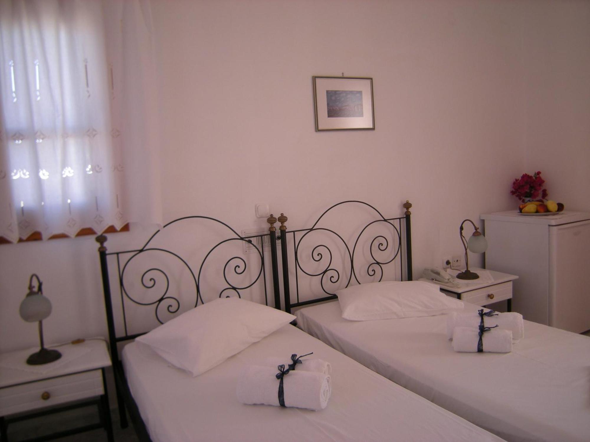 Roussos Beach Hotel Naousa  Exterior foto