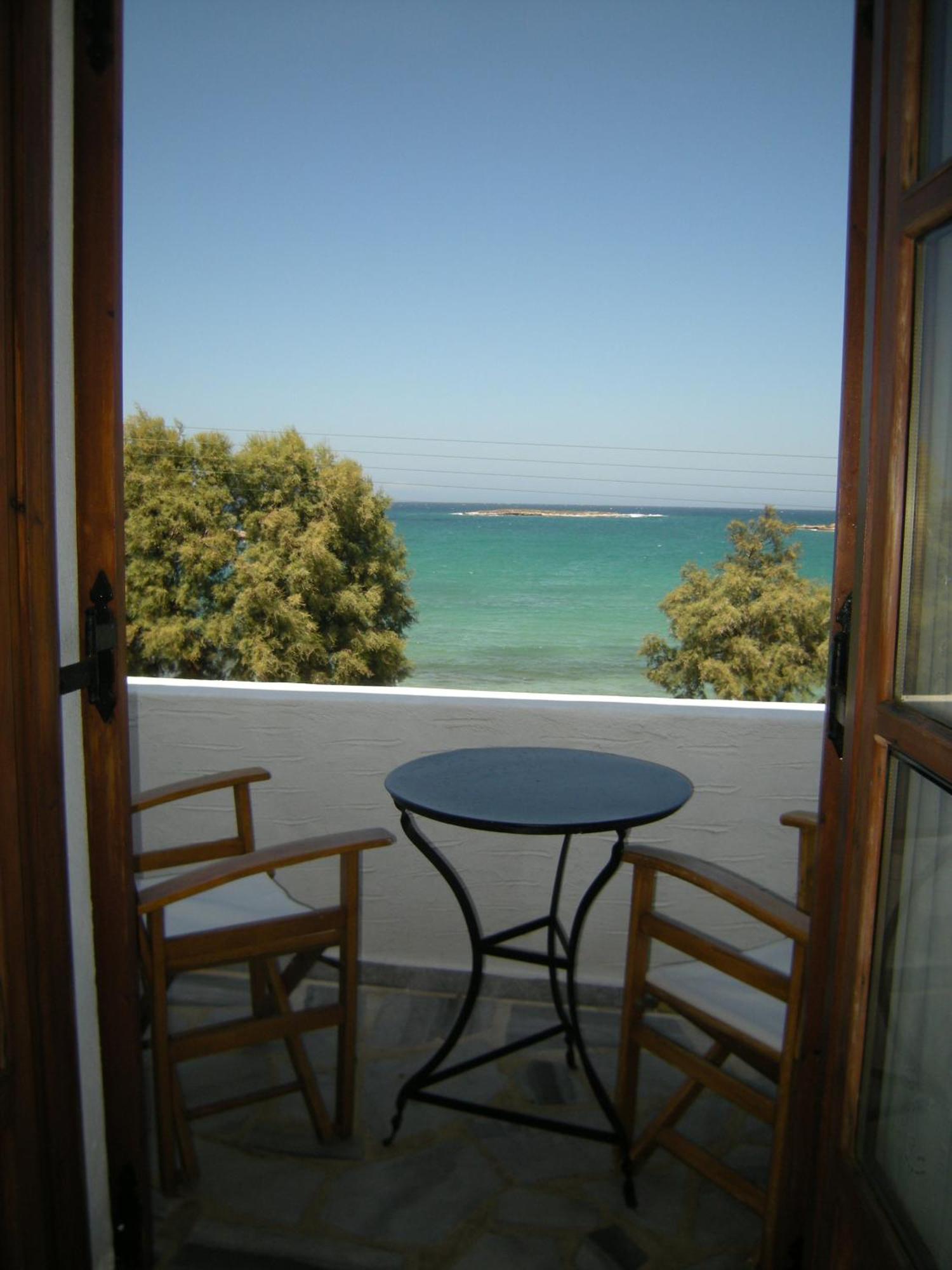 Roussos Beach Hotel Naousa  Exterior foto