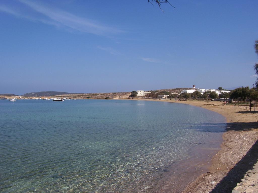 Roussos Beach Hotel Naousa  Exterior foto