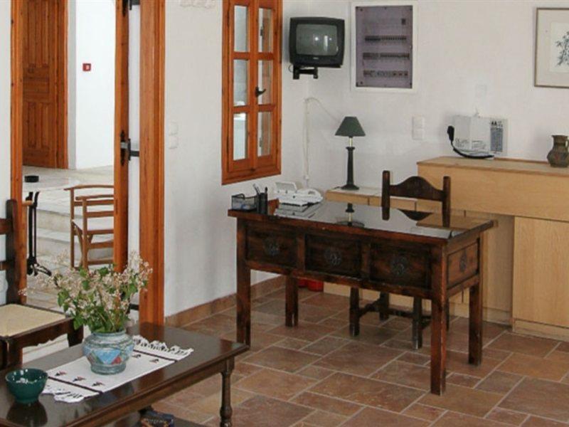 Roussos Beach Hotel Naousa  Exterior foto