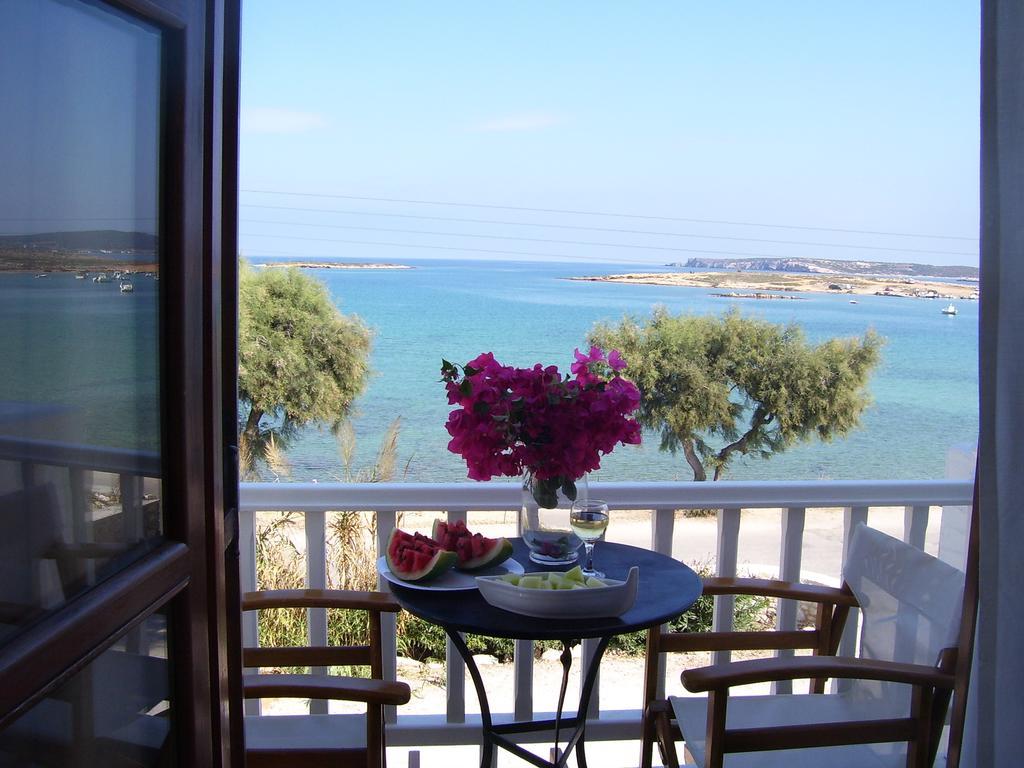 Roussos Beach Hotel Naousa  Exterior foto