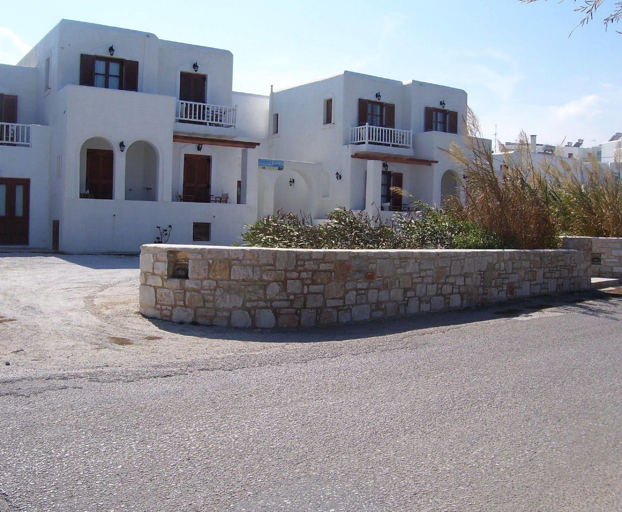 Roussos Beach Hotel Naousa  Exterior foto