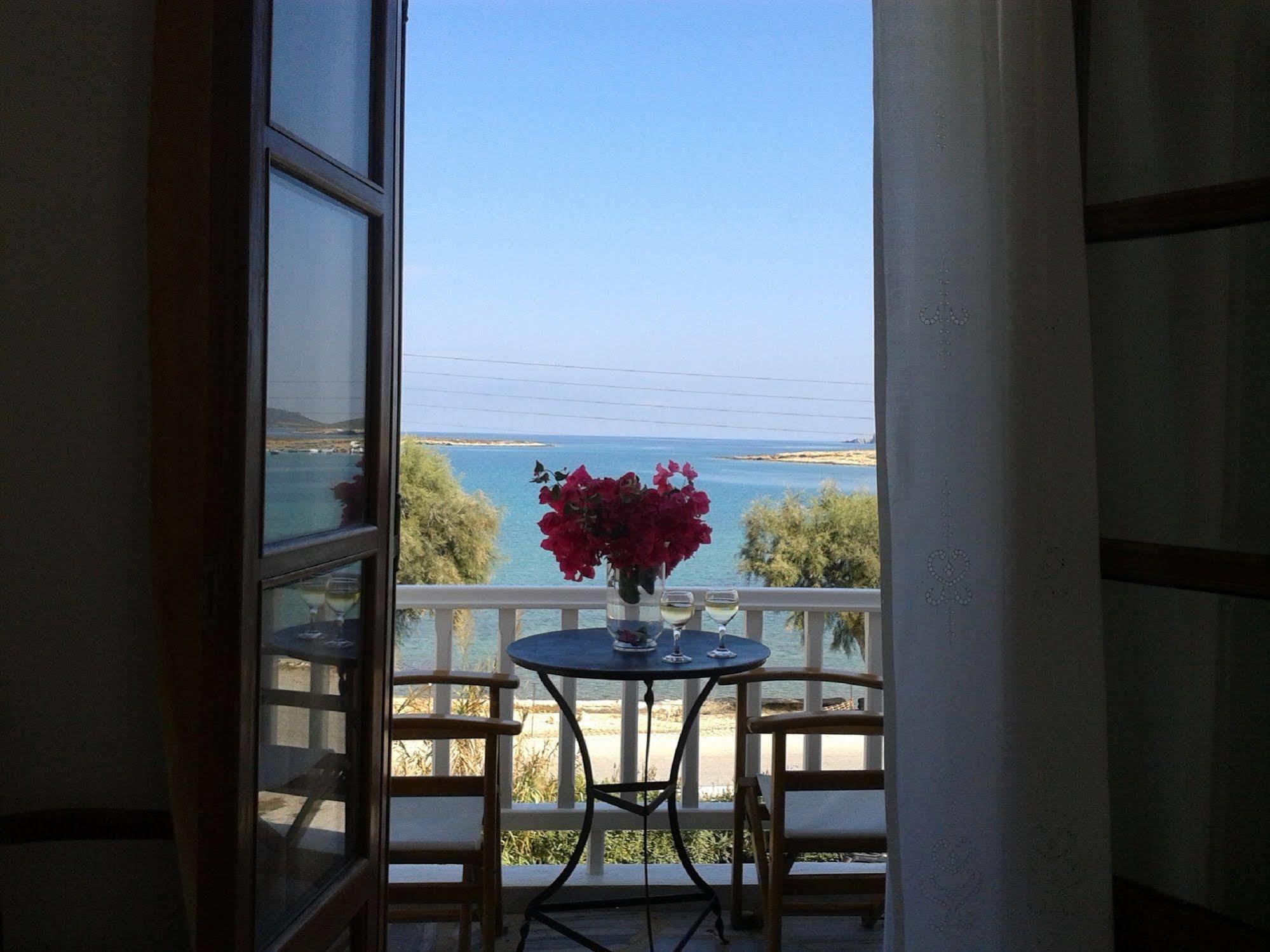 Roussos Beach Hotel Naousa  Exterior foto
