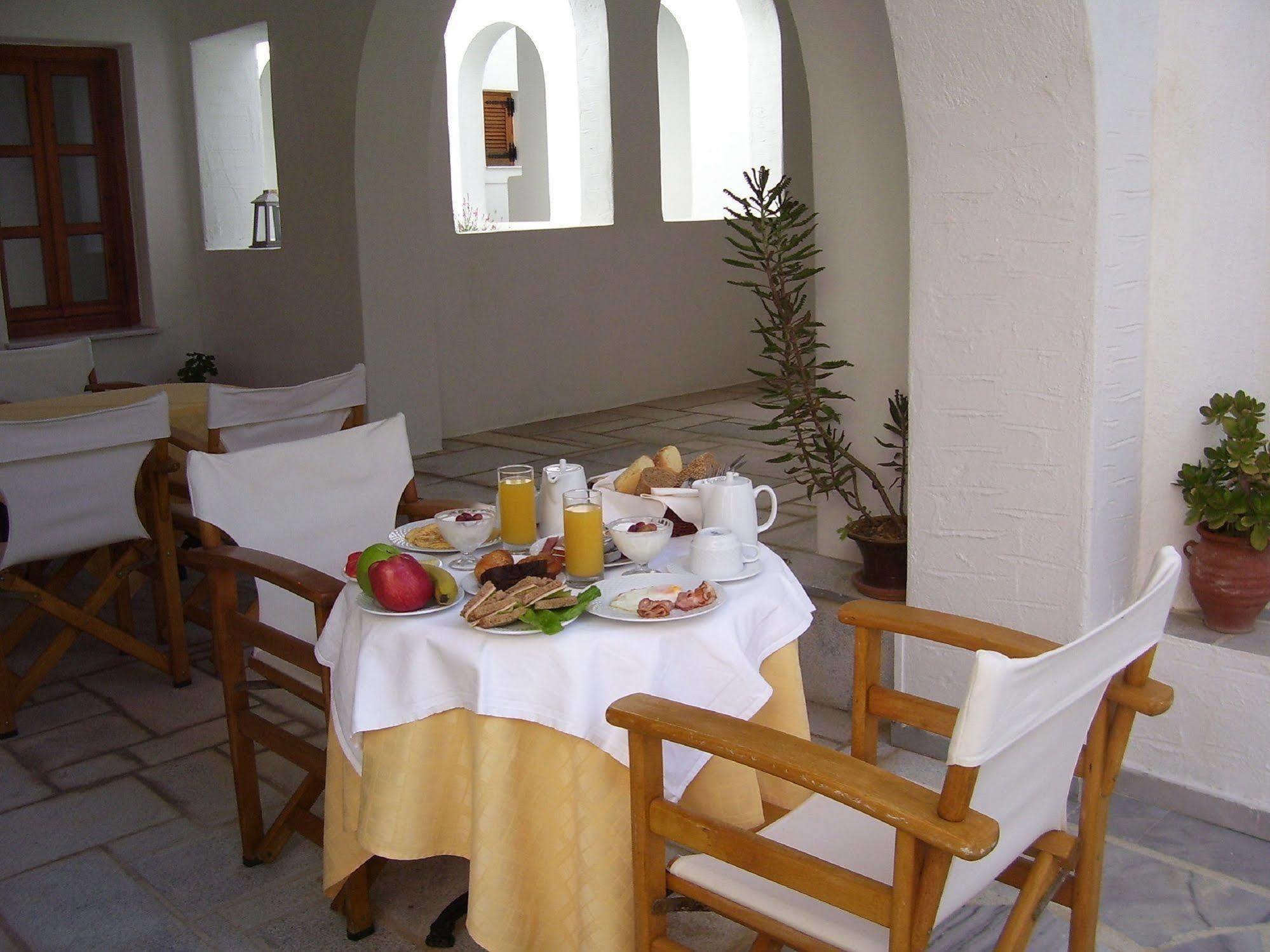Roussos Beach Hotel Naousa  Exterior foto