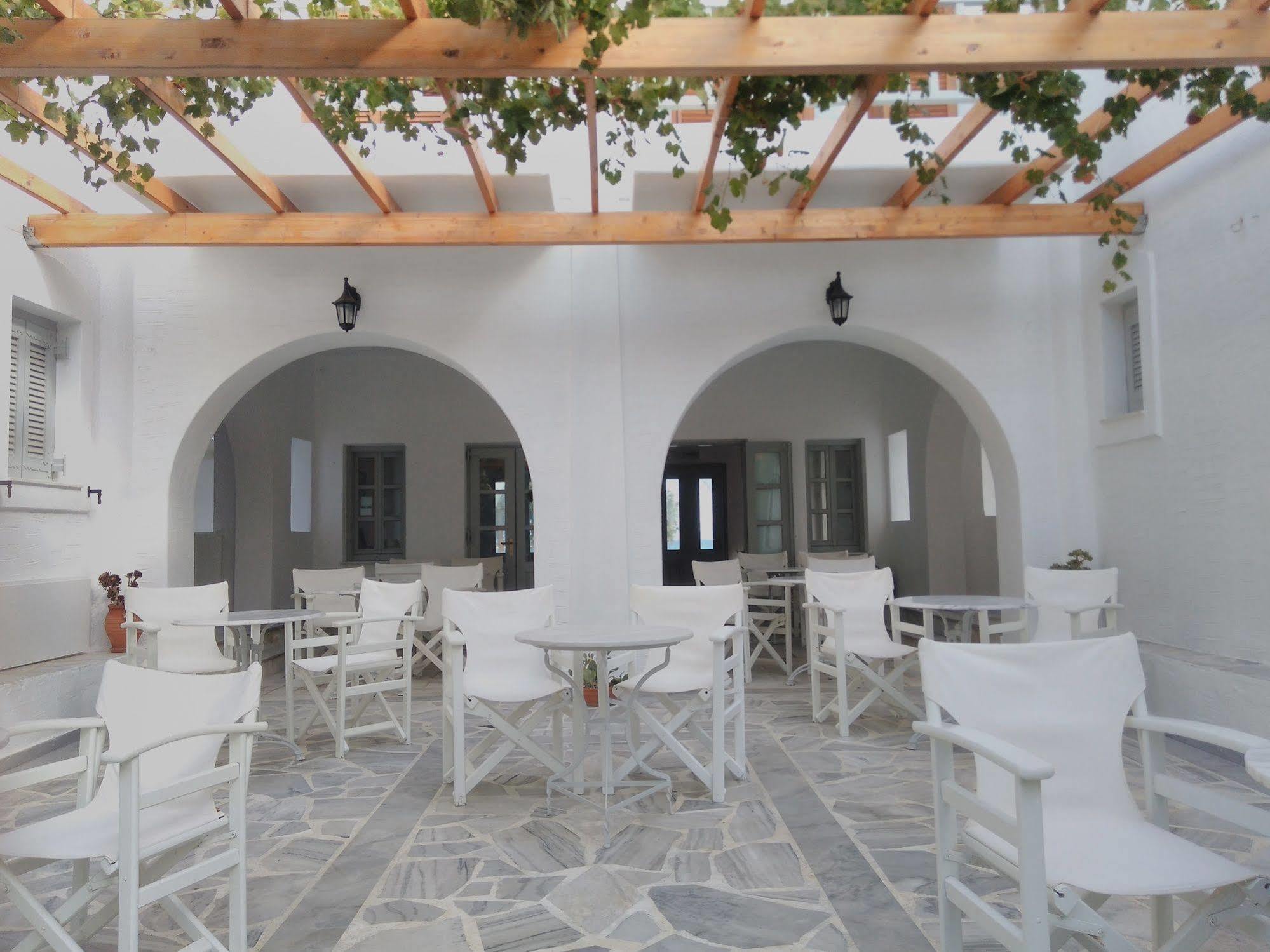 Roussos Beach Hotel Naousa  Exterior foto